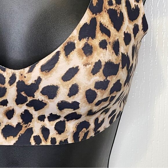 Victoria’s Secret Leopard Print Women's Seamless Bralette Cream Brown 32A - Picture 4 of 15